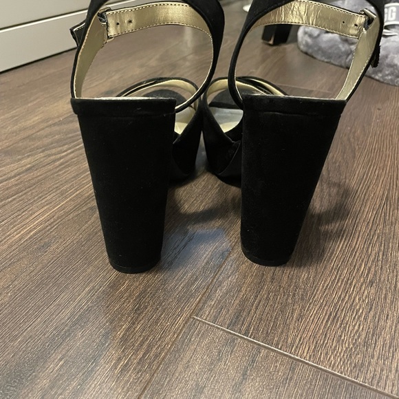 Anne Klein Women's Lalima Sandal - Picture 5 of 5